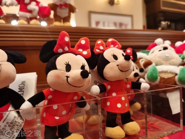 米老鼠 (图片版权所属:站长之家) 米老鼠