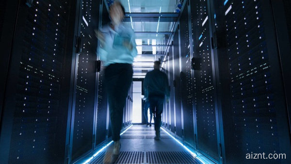 黑客 主机 机房 (图片来源图虫:已授站长之家使用) 黑客 主机 机房